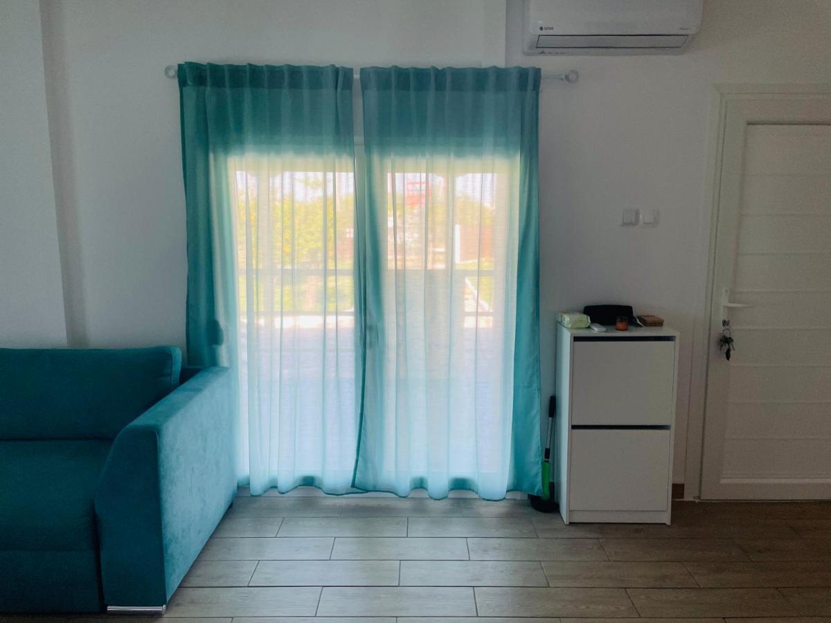 Villa ,,Sea Breeze,, - Home By The Sea Néa Ankhíalos Extérieur photo