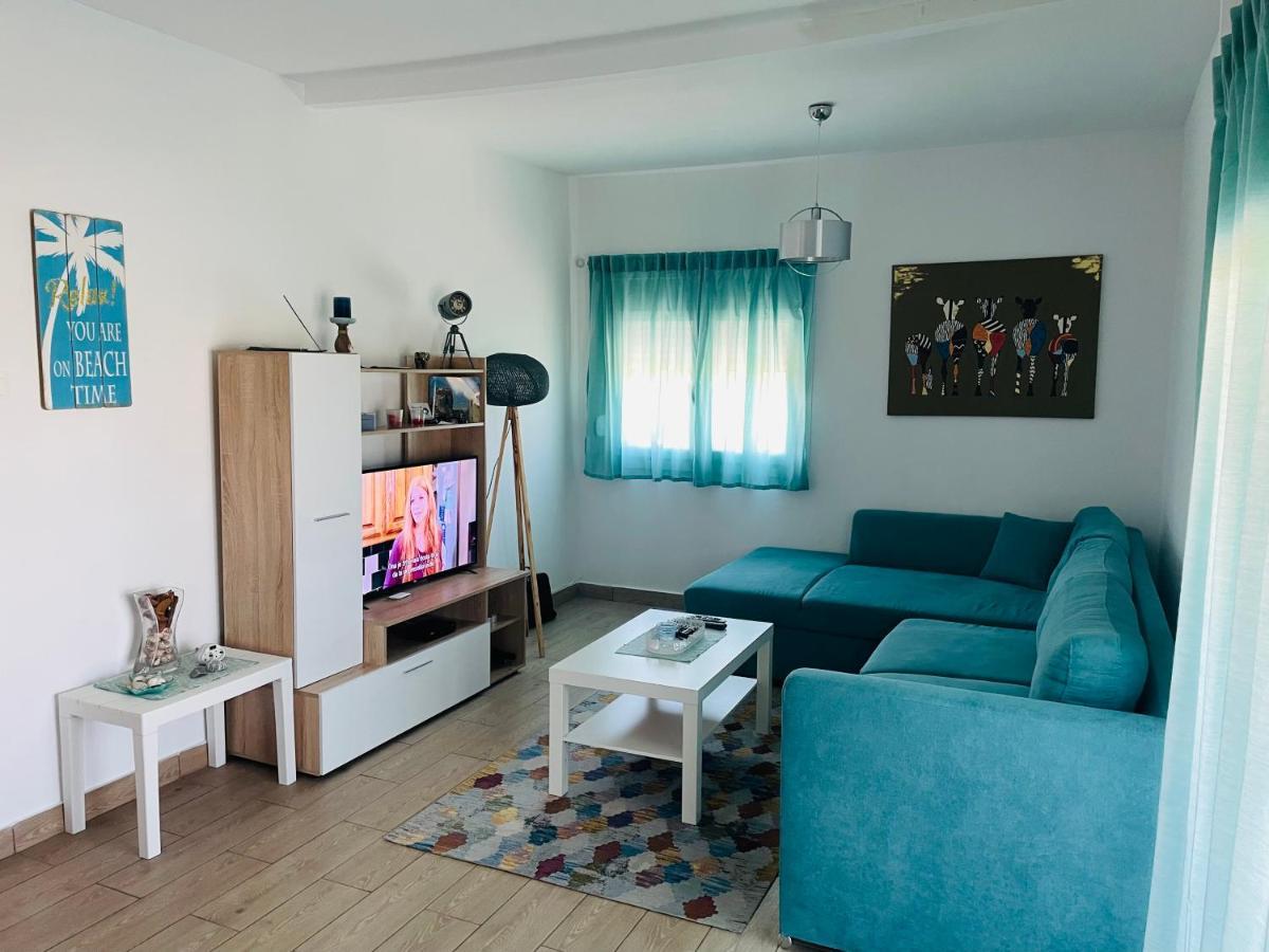 Villa ,,Sea Breeze,, - Home By The Sea Néa Ankhíalos Extérieur photo